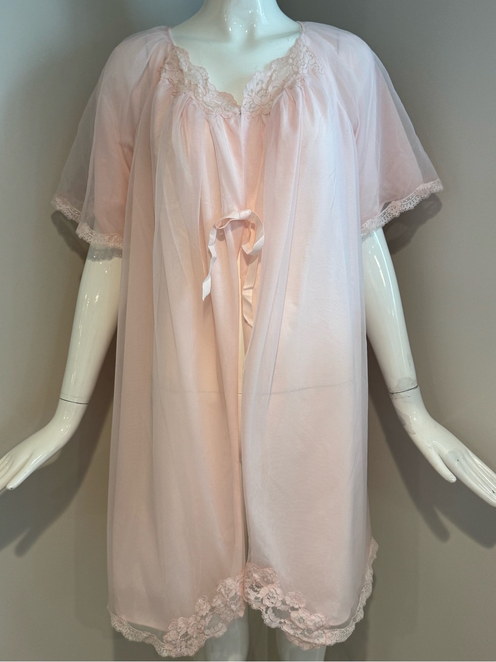 Vintage Harvey Woods Pink Sheer Peignoir Robe Nylon Tricot Lace Made Canada